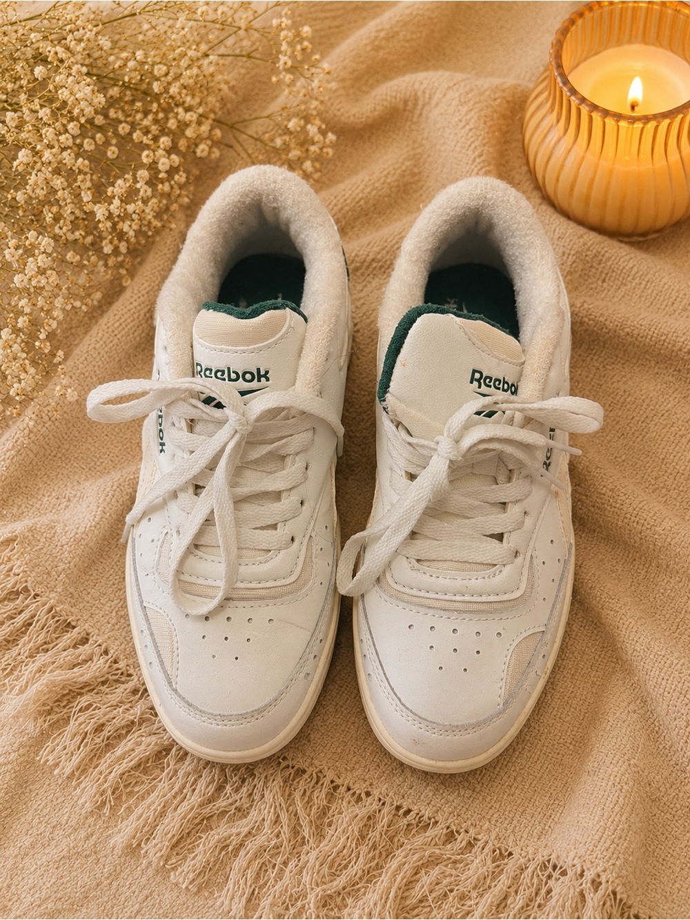 Reebok White Sneakers with Green Detailing